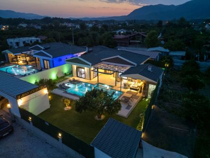 Rose Villa #VN118