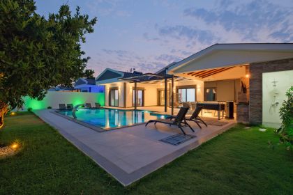 Rose Villa #VN118
